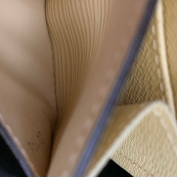 Louis Vuitton Yellow Epi Leather Sarah Wallet - Picture 10 of 10